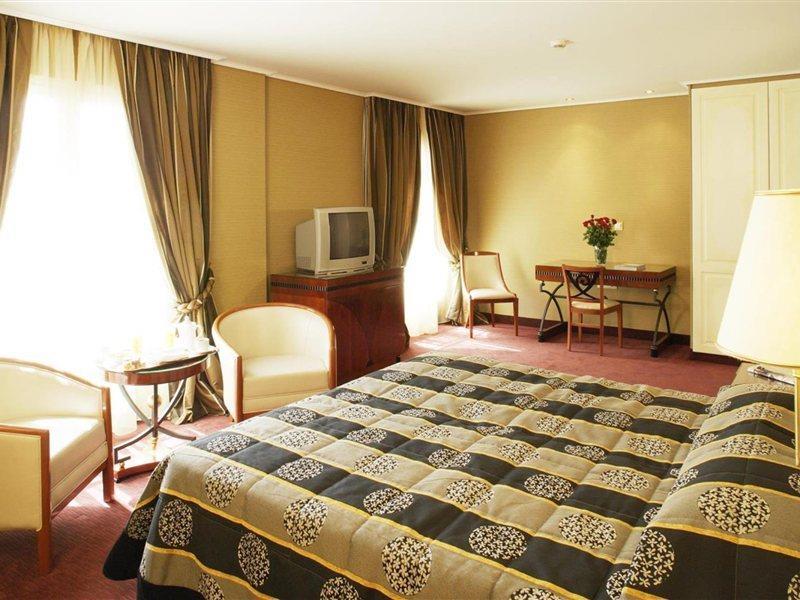 Theoxenia Hotel Piraeus