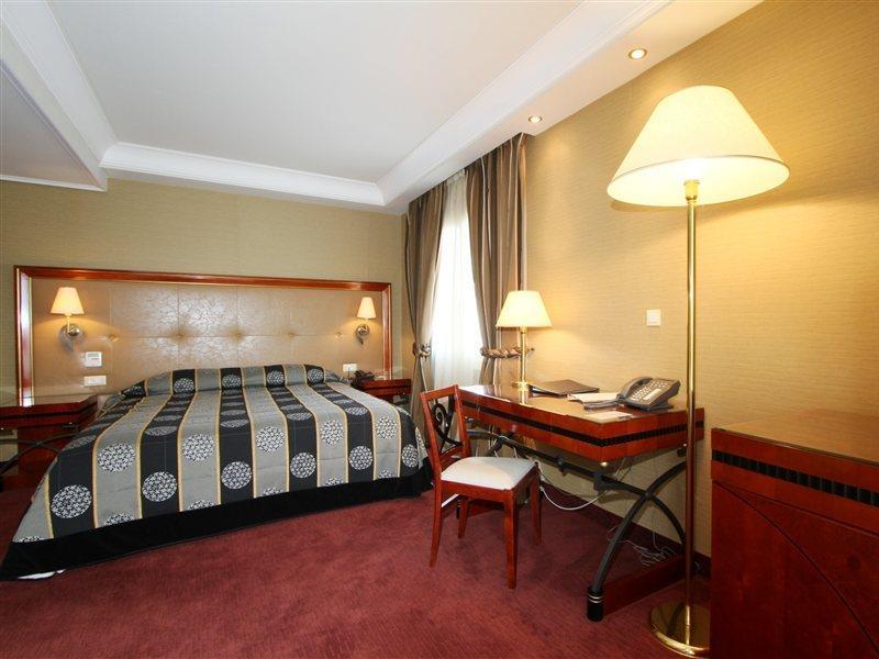 Theoxenia Hotel
